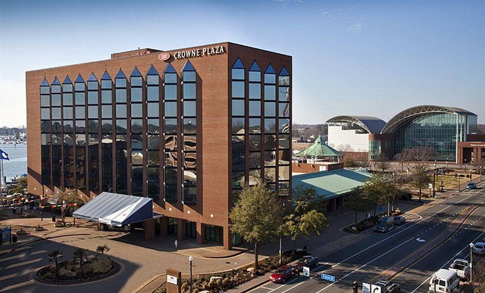 The Landing At Hampton Marina, Tapestry Collection By Hilton Hotel Exterior photo