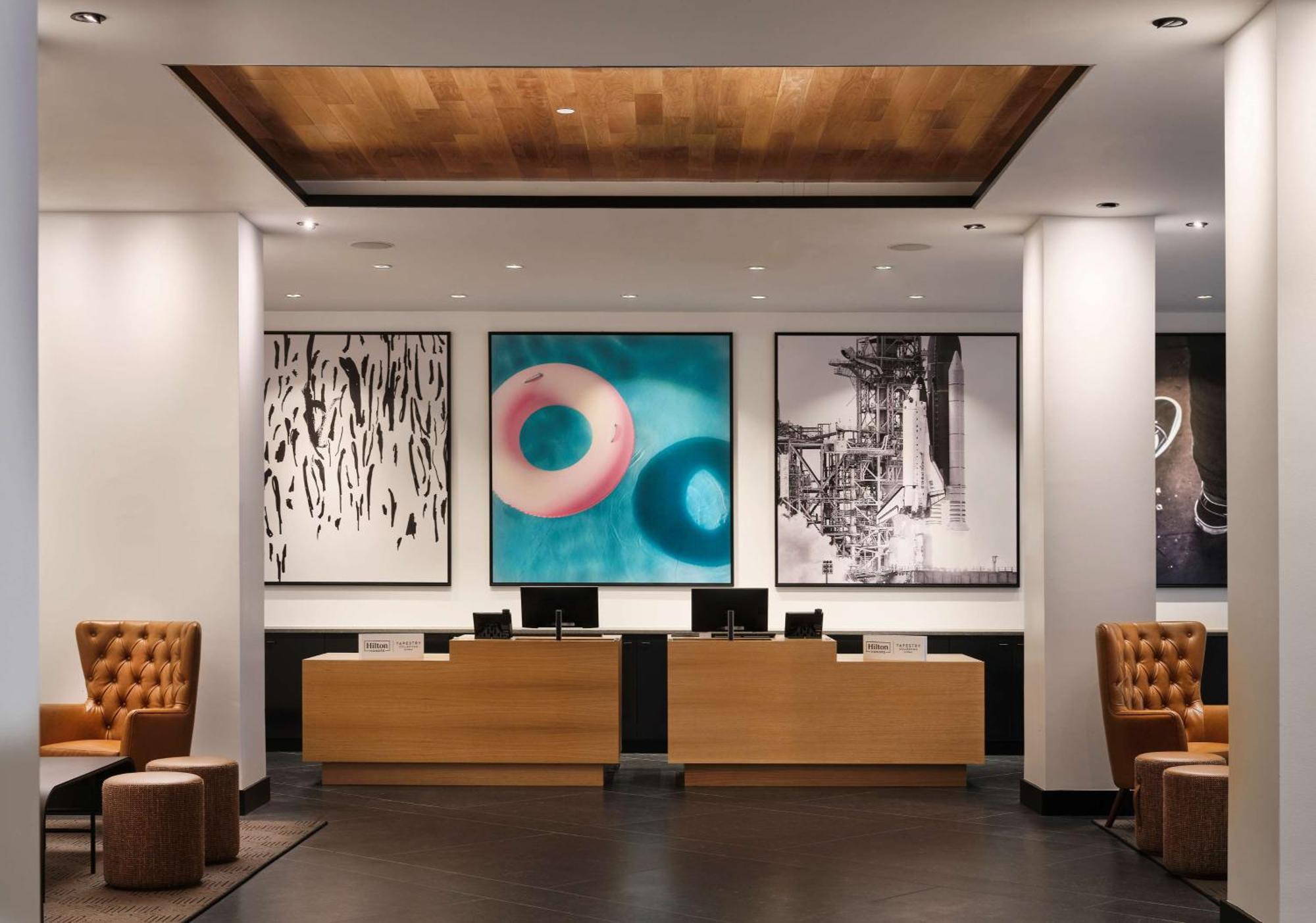 The Landing At Hampton Marina, Tapestry Collection By Hilton Hotel Exterior photo
