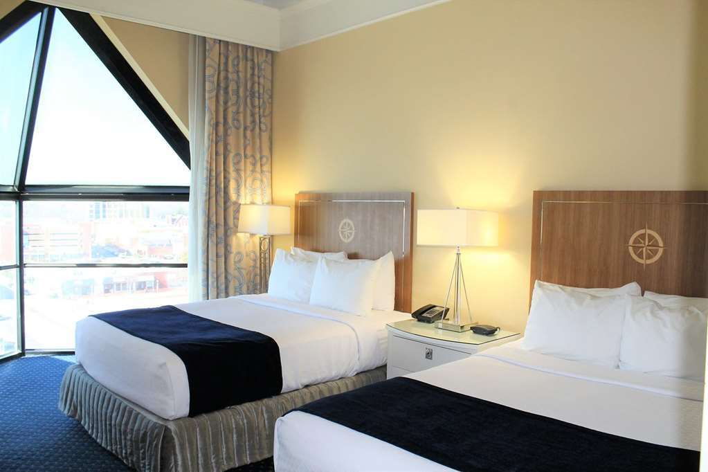 The Landing At Hampton Marina, Tapestry Collection By Hilton Hotel Room photo